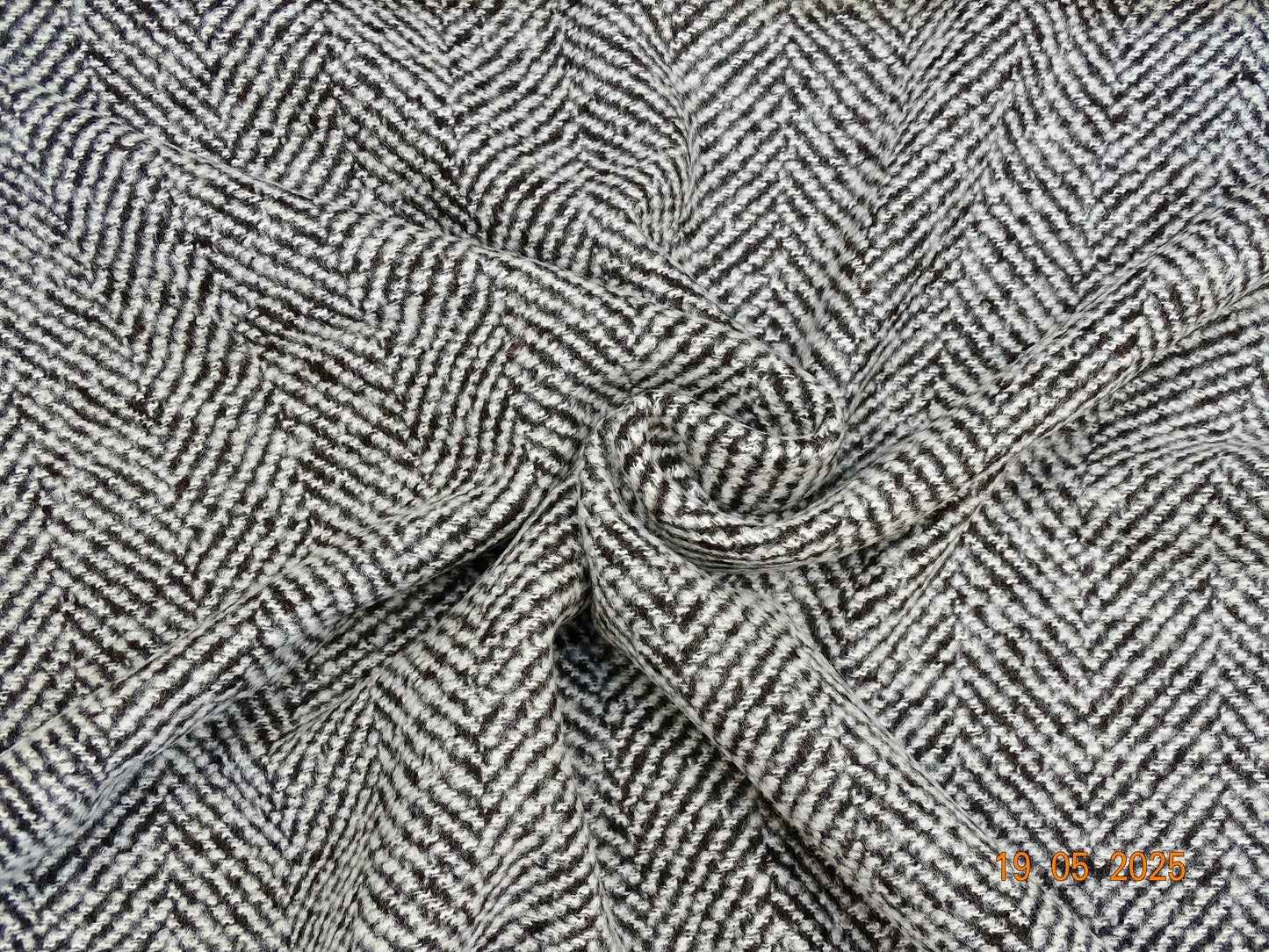 Alpakawolle sandbeige Fischbein H-001
