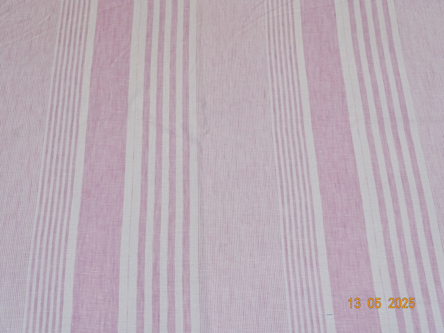Babyrosa gestreiftes Leinen A-002