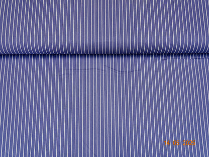 Jeans lichtblauw dun wit gestreept G-009