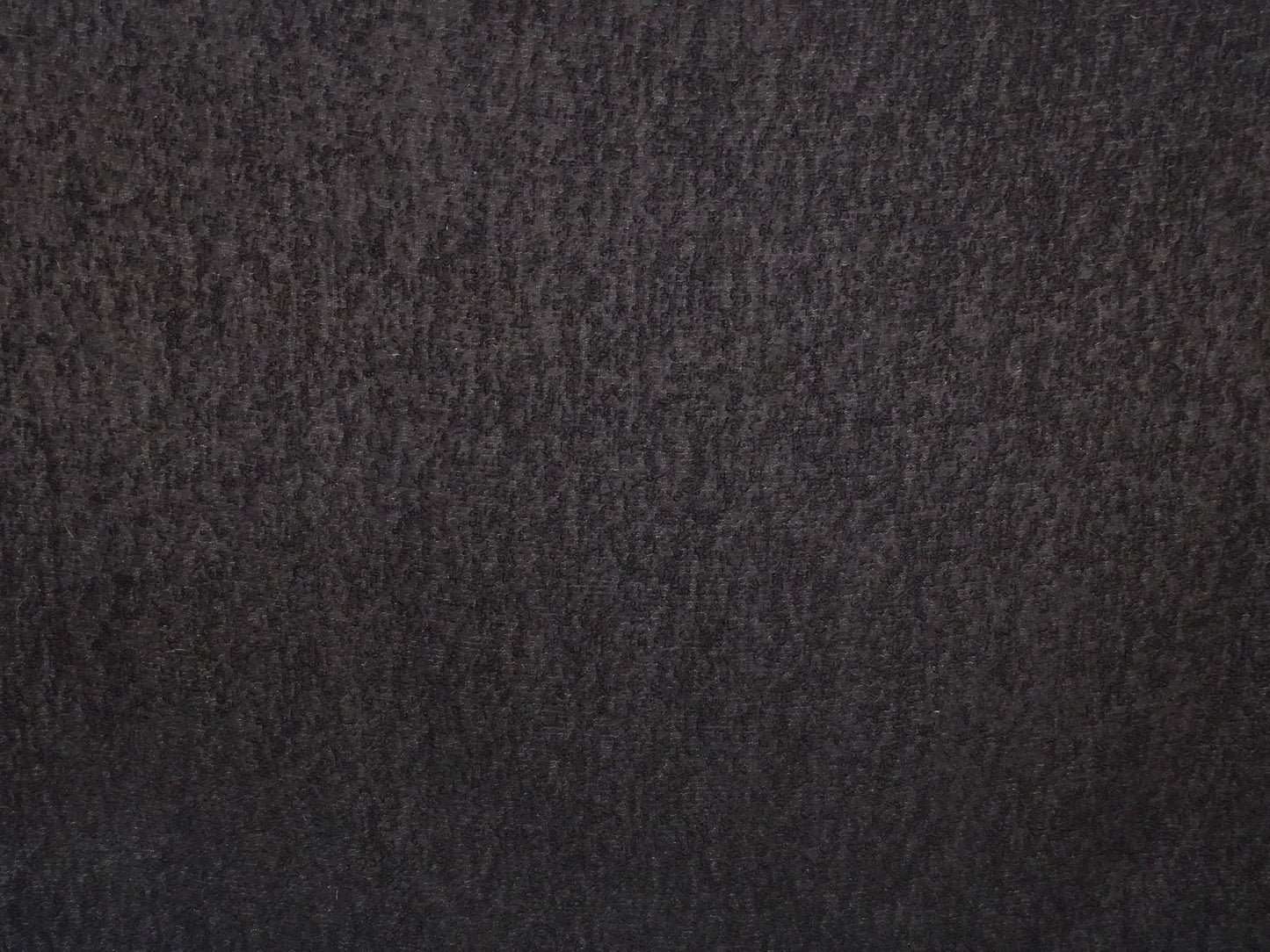 Bouclé-Wolle schwarz H-007