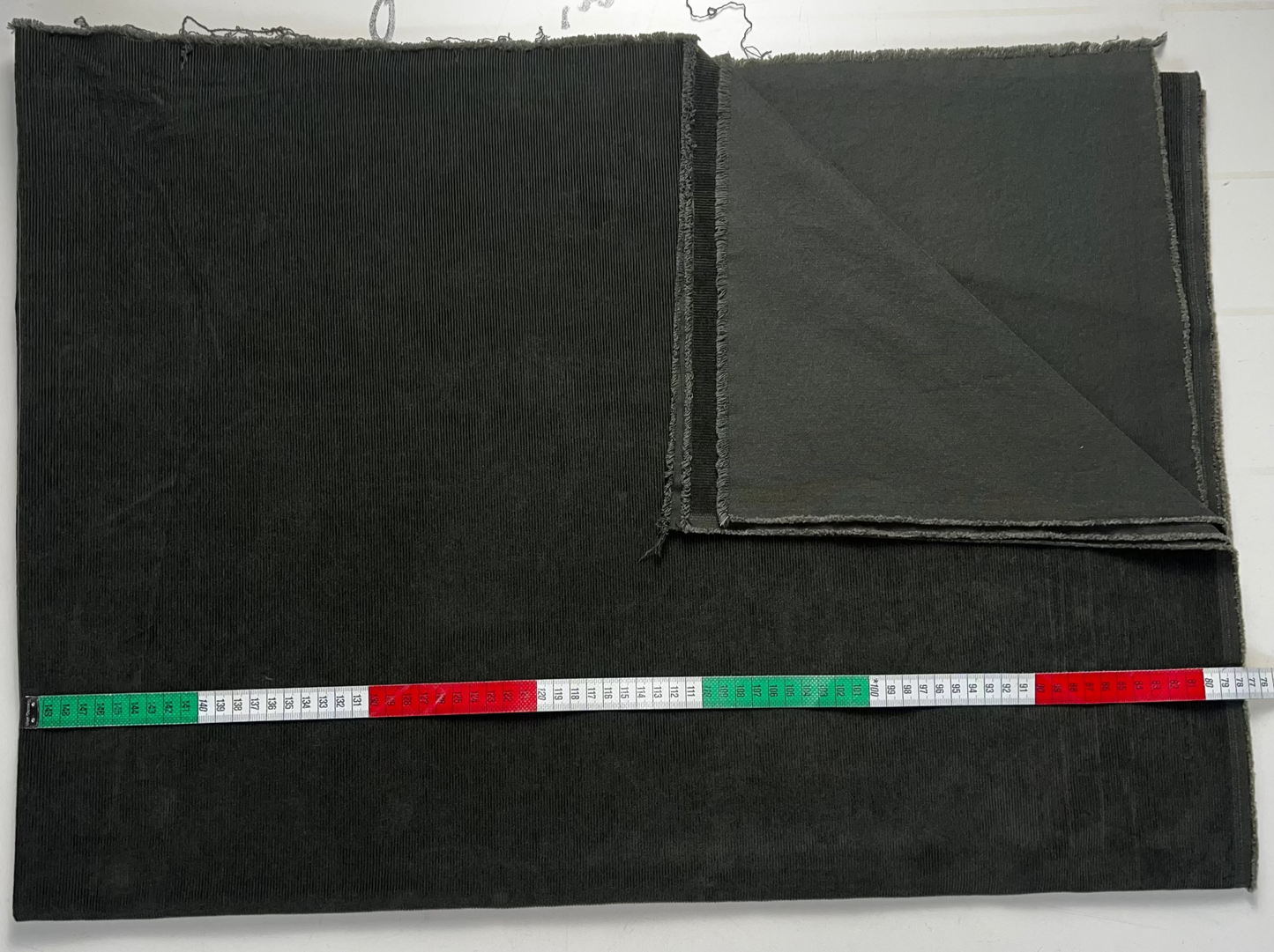 Jager-groen cord K-001