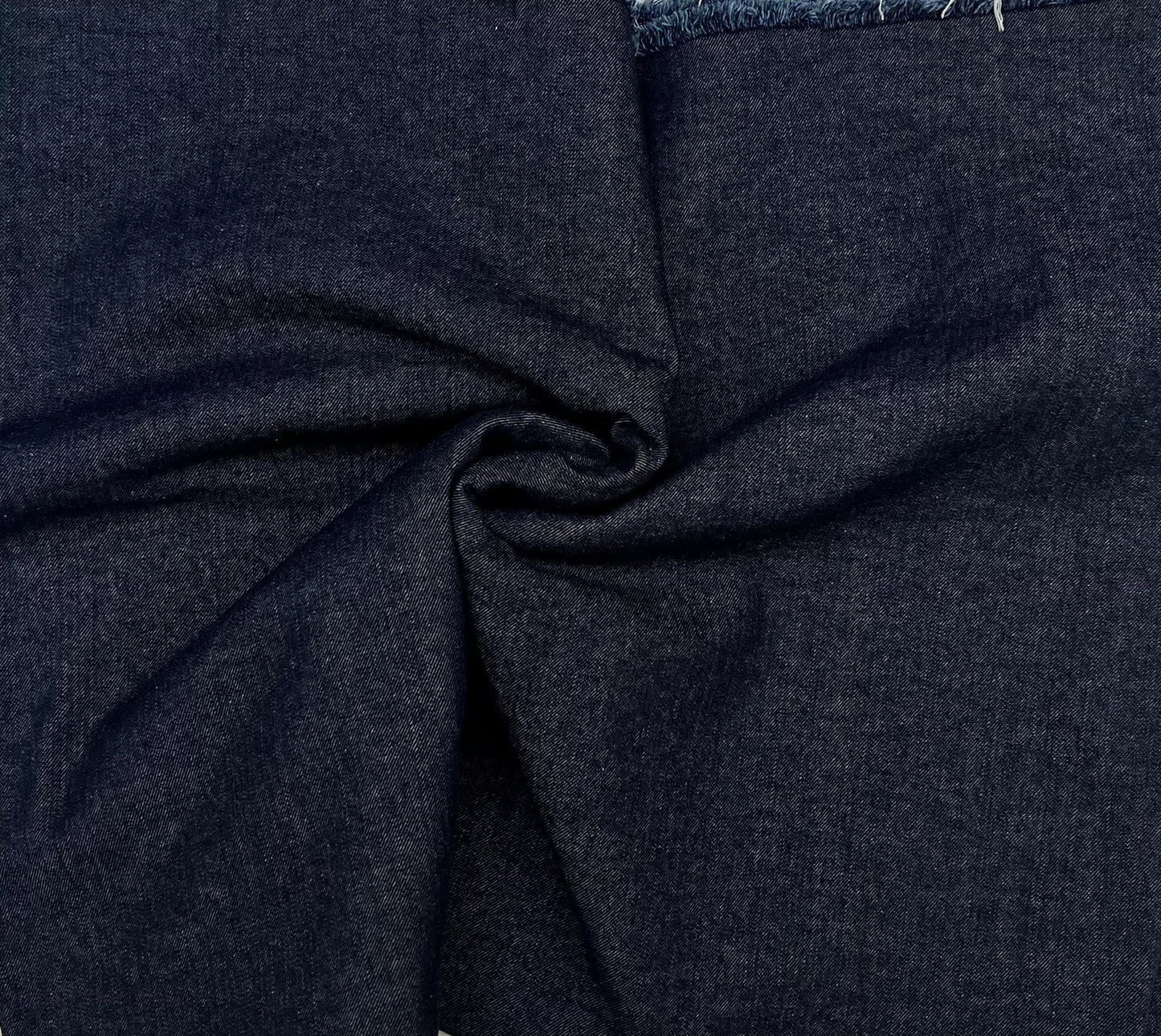 J-003 Dunkelblauer Stretchjeans-Coupon